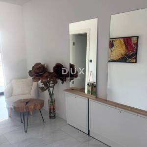 ISTRA, LABIN - Prizemnica s bazenom za dugoročni najam