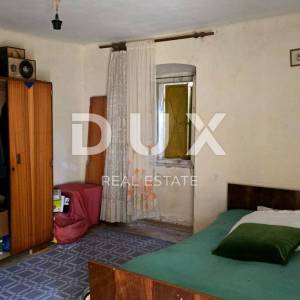 ISTRA, LABIN - Samostojeća kamena kuća