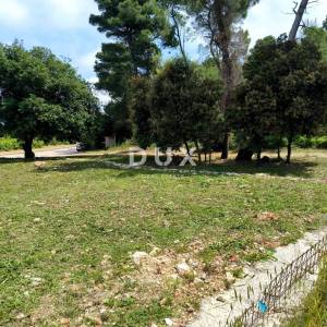 ISTRA, LIŽNJAN - Zemljište s građevinskom dozvolom u blizini mora
