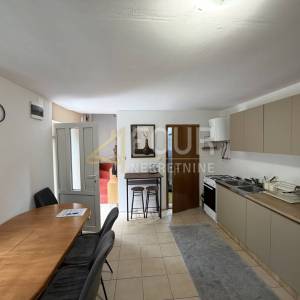 Istra, Marčana-okolica, dvoetažni stan 2skl, 84m2