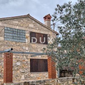 ISTRA, MARČANA - Samostojeća kamena kuća s potencijalom