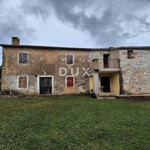 ISTRA, MARČANA - Samostojeća kamena kuća s potencijalom