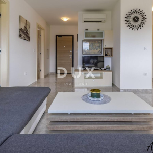 ISTRA, MEDULIN - 3 luksuzna apartmana 2. red od mora, s pogledom na more