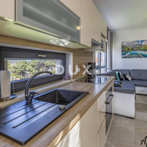 ISTRA, MEDULIN - 3 luksuzna apartmana 2. red od mora, s pogledom na more
