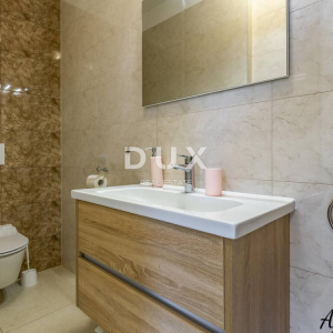 ISTRA, MEDULIN - 3 luksuzna apartmana 2. red od mora, s pogledom na more