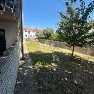 ISTRA, MEDULIN - Kuća s 3 stambene jedinice u blizini mora!