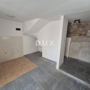 ISTRA, MEDULIN - Prodaja kamene kuće s apartmanom u prizemlju