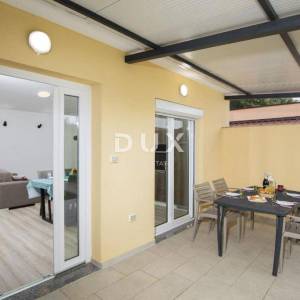 ISTRA, MEDULIN - Tri prizemnice u blizini mora za dugoročni najam!