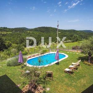 ISTRA, MOTOVUN - Rustikalna kuća s bazenom