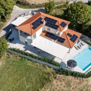 ISTRA, MOTOVUN - Vila s infinity bazenom i wellness zonom - otvoren pogled na more i okolna mjesta