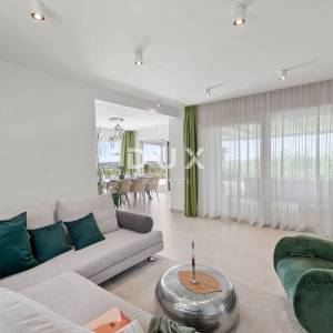 ISTRA, MOTOVUN - Vila s infinity bazenom i wellness zonom - otvoren pogled na more i okolna mjesta
