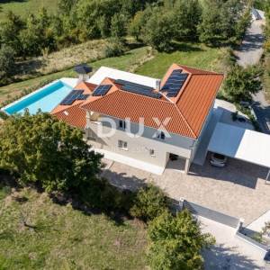 ISTRA, MOTOVUN - Vila s infinity bazenom i wellness zonom - otvoren pogled na more i okolna mjesta