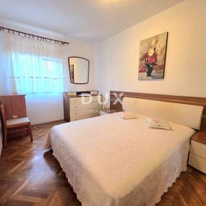 ISTRA, OKOLICA ROVINJA - Privatna oaza prizemne obiteljske kuće s dvije stambene jedinice i velikim dvorištem