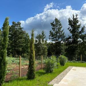 ISTRA, PAZIN - Prodaja mediteranske vile s pogledom na prirodu