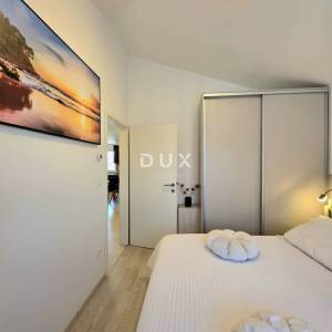 ISTRA, PEROJ - Elegantan 2SS+DB apartman s panoramskim pogledom na more, terasa, parking i potpuna opremljenost