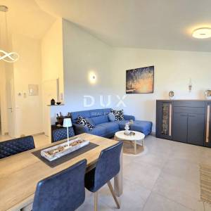 ISTRA, PEROJ - Elegantan 2SS+DB apartman s panoramskim pogledom na more, terasa, parking i potpuna opremljenost