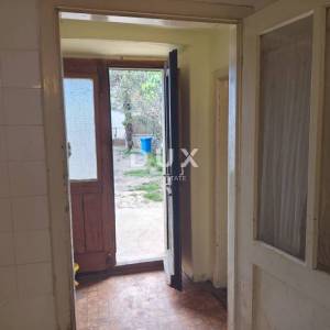 ISTRA, PERUŠKI - Kamena kuća za adaptaciju