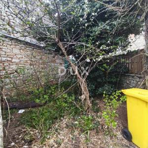 ISTRA, PERUŠKI - Kamena kuća za adaptaciju