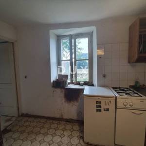 ISTRA, PERUŠKI - Kamena kuća za adaptaciju