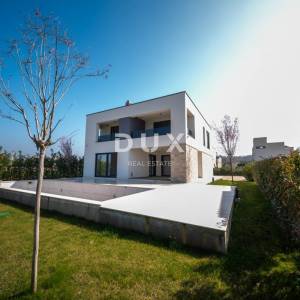 ISTRA, POREČ - Ekskluzivna vila s vanjskim bazenom i pogledom na more