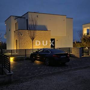 ISTRA, POREČ - Ekskluzivna vila s bazenom i pogledom na more