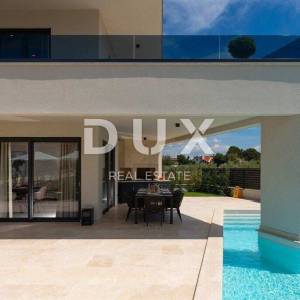 ISTRA, POREČ - Luksuzna moderna kuća s bazenom i krovnom terasom s pogledom na more