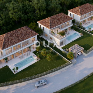 ISTRA, POREČ - Zemljište s građevinskom dozvolom