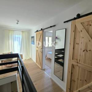 ISTRA, PREMANTURA – Novoobnovljena kamena kuća s vrtom u blizini mora