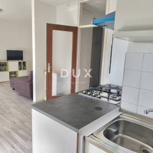 ISTRA, PULA - 1S+DB stan s balkonom 55 m2 - POGLED NA MORE!!
