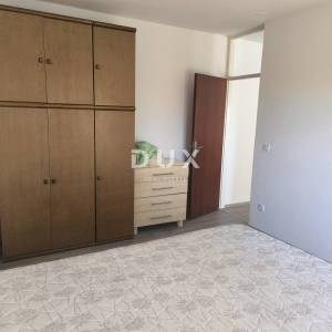 ISTRA, PULA - 1S+DB stan s balkonom 55 m2 - POGLED NA MORE!!