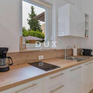 ISTRA, PULA - Apartmani na odličnoj lokaciji, Uhodani turistički posao!