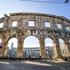 ISTRA, PULA - Apartmani na odličnoj lokaciji, Uhodani turistički posao!