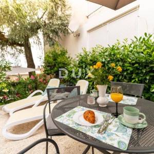 ISTRA, PULA - Apartmani na odličnoj lokaciji, Uhodani turistički posao!