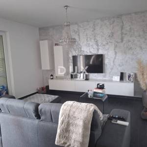 ISTRA, PULA- Dvoetažni stan 127 m2 na odličnoj lokaciji