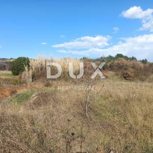 ISTRA, PULA - Građevinsko zemljište u industrijskoj zoni Šijana 3000m2