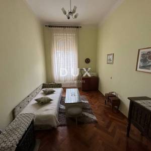ISTRA, PULA - Jedinstveni stan od 178 m2 u srcu Pule!