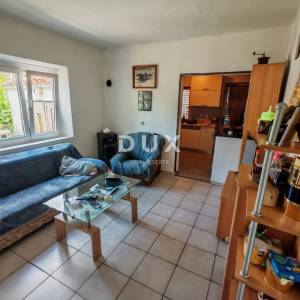 ISTRA, PULA - Kuća s potencijalom za investiciju