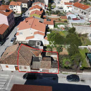 ISTRA, PULA - Kuća s potencijalom za investiciju
