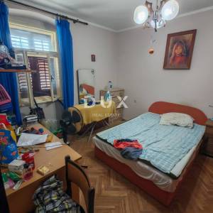 ISTRA, PULA - Kuća s potencijalom za investiciju