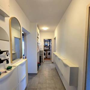 ISTRA, PULA - Prodaja kompletno renoviranog stana blizu centra