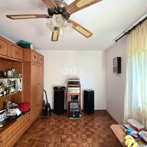 ISTRA, PULA, ŠIJANA - 3SS + DB manji obiteljski stan na 1.katu, nadomak svog sadržaja