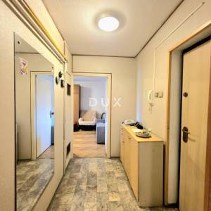 ISTRA, PULA - Stan s velikim potencijalom blizu centra i mora