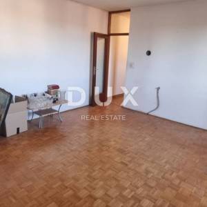 ISTRA, PULA - Stan za adaptaciju na traženoj lokaciji! 