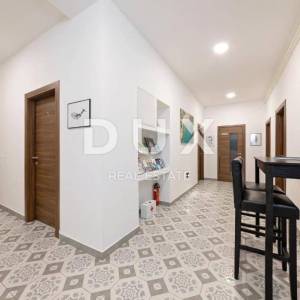ISTRA, PULA - Uređen 4SS+DB apartman + privatno parking mjesto