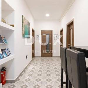 ISTRA, PULA - Uređen 4SS+DB apartman + privatno parking mjesto