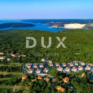ISTRA, RABAC - Zemljište s pogledom na more i građevinskom dozvolom