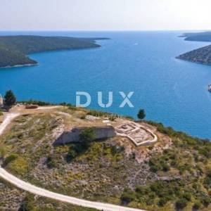 ISTRA, RAKALJ - Zemljište 1. red do mora za investiciju u turizam