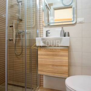 Istra, Rovinj, 150m od mora, 27m2, u naravi apartman s galerijom