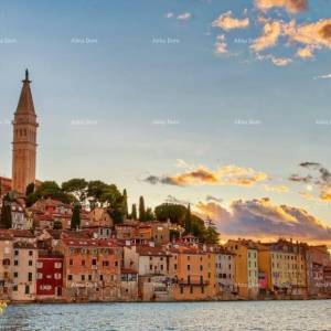 ISTRA, ROVINJ – Građevinsko zemljište za 3 stabmene jedinice