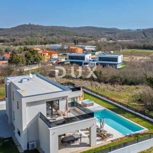 ISTRA, ROVINJ - Kuća modernog dizajna s bazenom